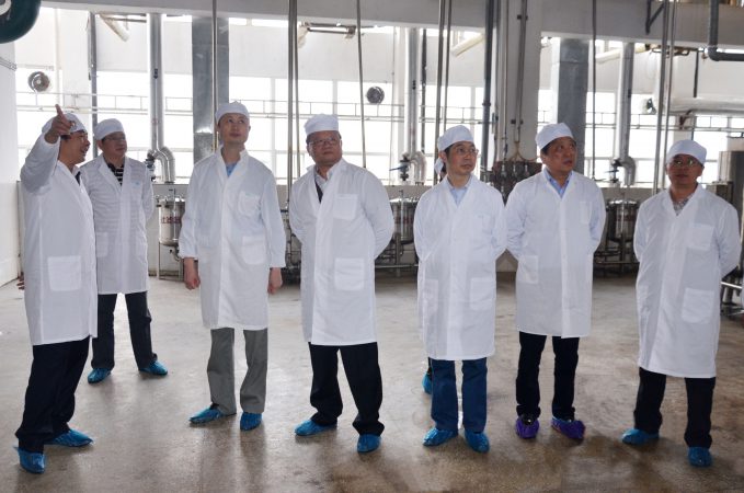 江西省藥監(jiān)局吳維副局長到仁和集團(tuán)調(diào)研